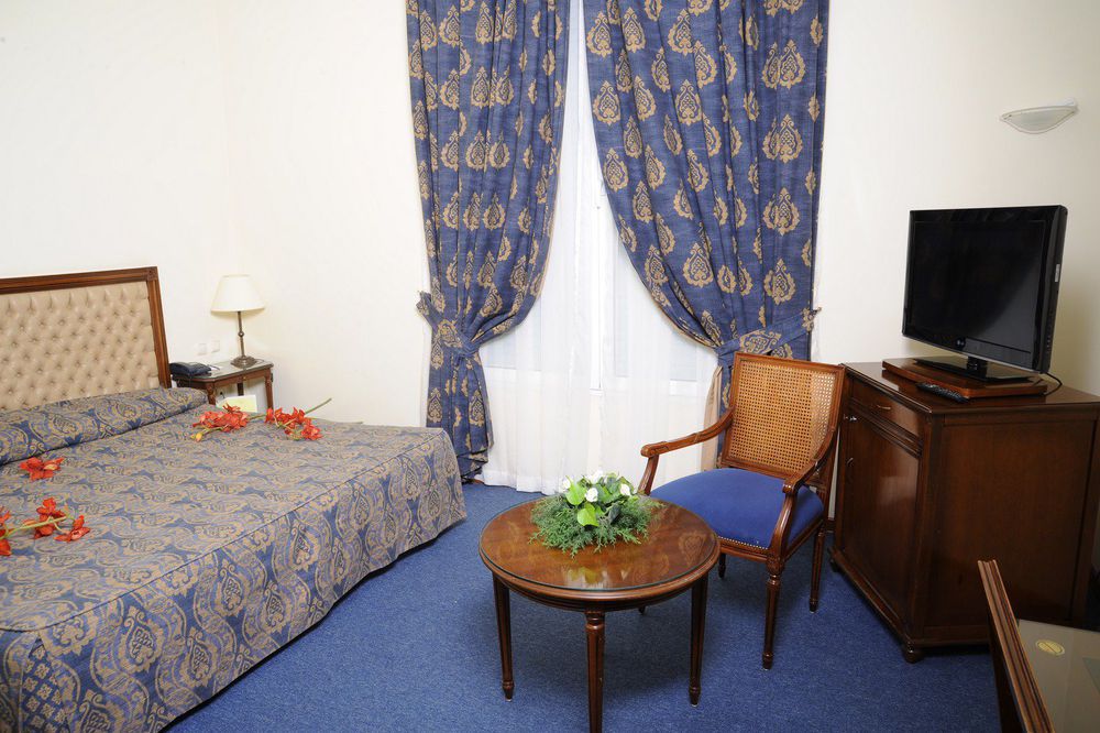 Hotel Acropole